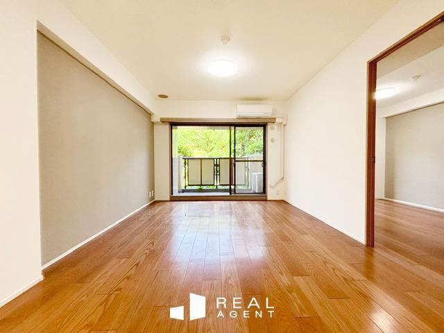 3LDK apartment in Totsuka Ward, Yokohama, Kanagawa - Photo 1