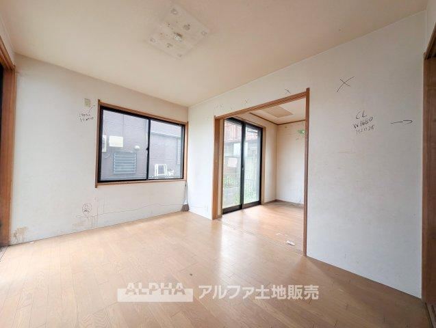 4LDK house in Higashimurayama, Tokyo - Photo 1