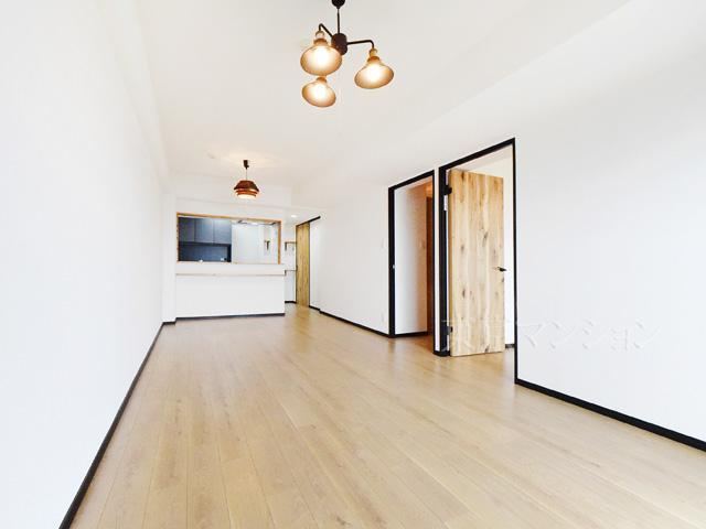 2LDK apartment in Itabashi Ward, Tokyo - Photo 1