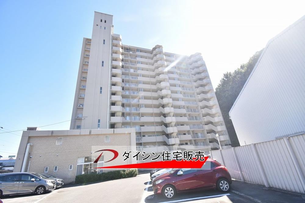 3LDK apartment in Asaminami Ward, Hiroshima - Photo 1