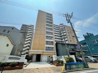 3LDK+S apartment in Tobata Ward, Kitakyushu