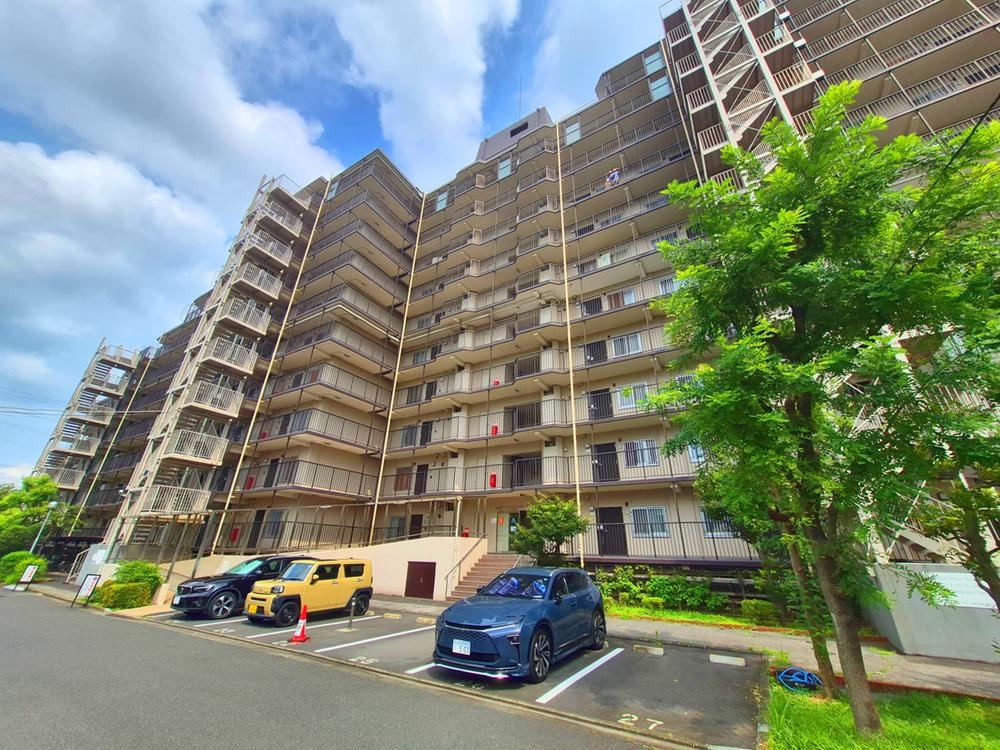 2LDK+S apartment in Edogawa Ward, Tokyo - Photo 1