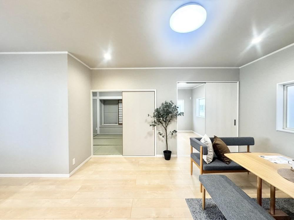 5LDK house in Minami Ward, Sagamihara, Kanagawa - Photo 1
