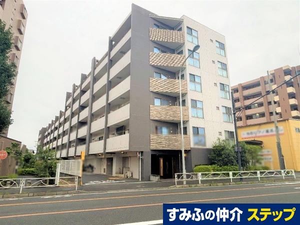 3LDK apartment in Fuchu, Tokyo - Photo 1