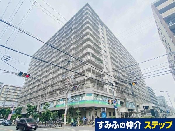 2LDK+S apartment in Yodogawa Ward, Osaka - Photo 1