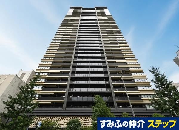 2LDK+S apartment in Chuo Ward, Osaka - Photo 1
