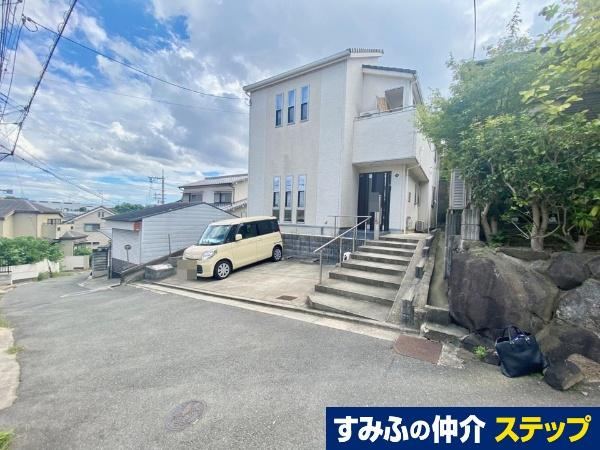 5LDK+S house in Hirakata, Osaka - Photo 1