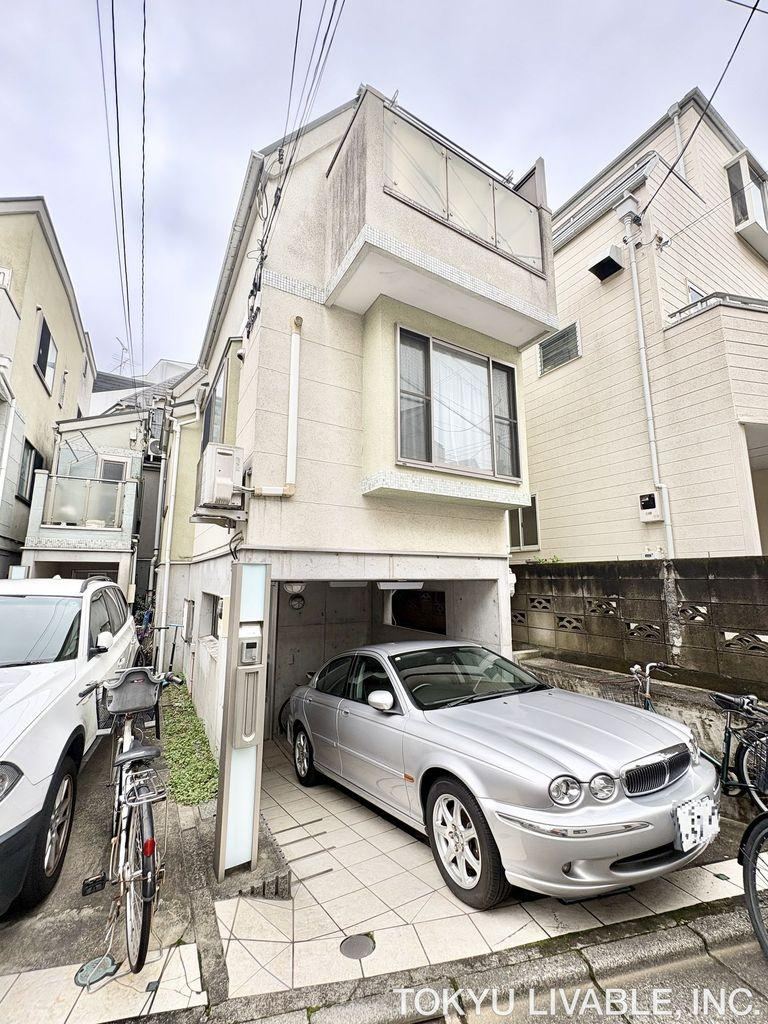 3LDK house in Setagaya Ward, Tokyo - Photo 1