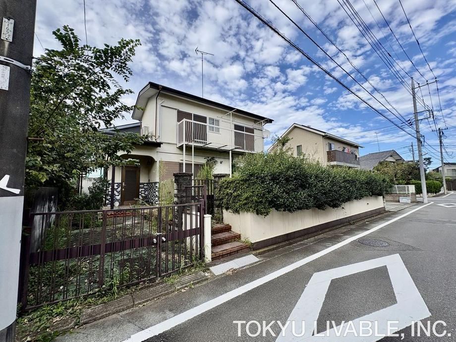 216 m² land in Higashiyamato, Tokyo - Photo 1