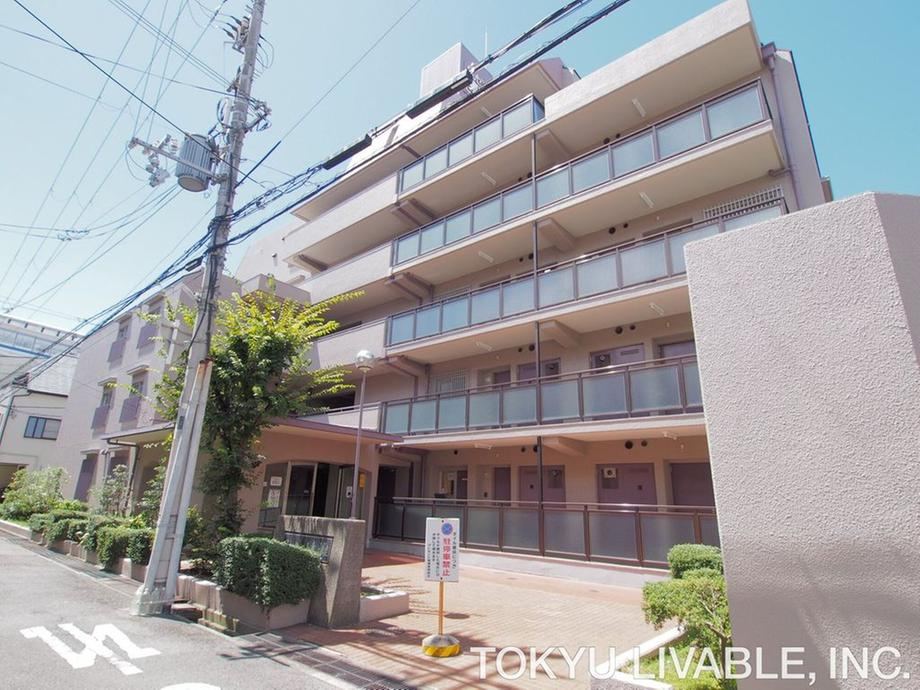 3LDK apartment in Higashinada Ward, Kobe, Hyogo - Photo 1