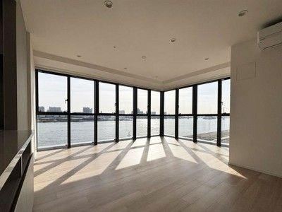4LDK apartment in Chuo Ward, Tokyo - Photo 1