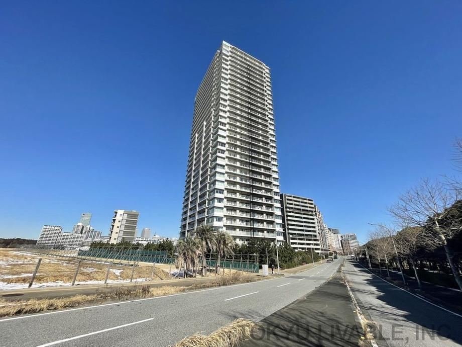 3LDK apartment in Mihama Ward, Chiba - Photo 1