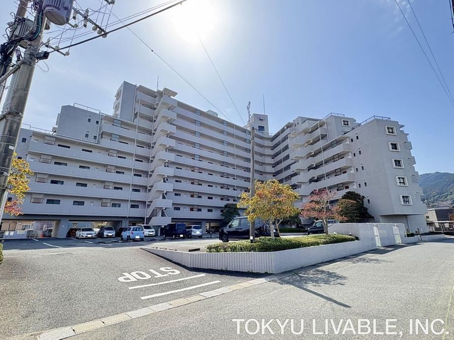 2LDK apartment in Itoshima, Fukuoka - Photo 1