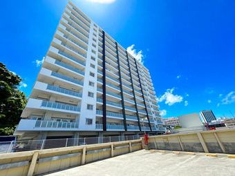 3LDK apartment in Urasoe