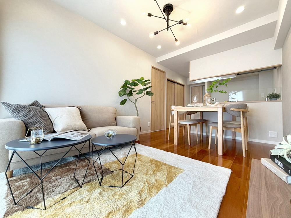 2LDK+S apartment in Itabashi Ward, Tokyo - Photo 1