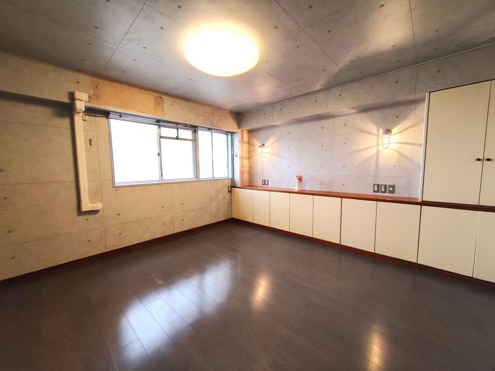 3LDK apartment in Koganei, Tokyo - Photo 1