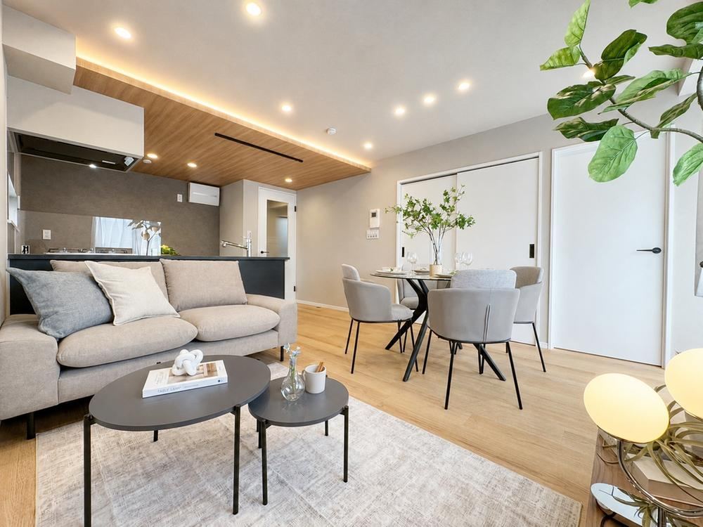 3LDK apartment in Meguro Ward, Tokyo - Photo 1