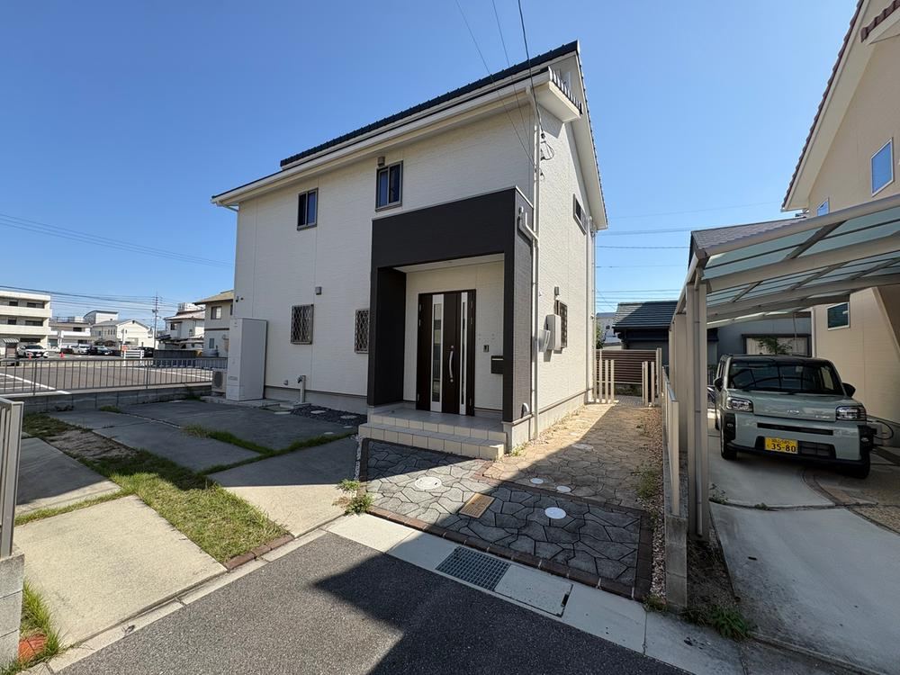 3LDK+S house in Naka Ward, Okayama - Photo 1
