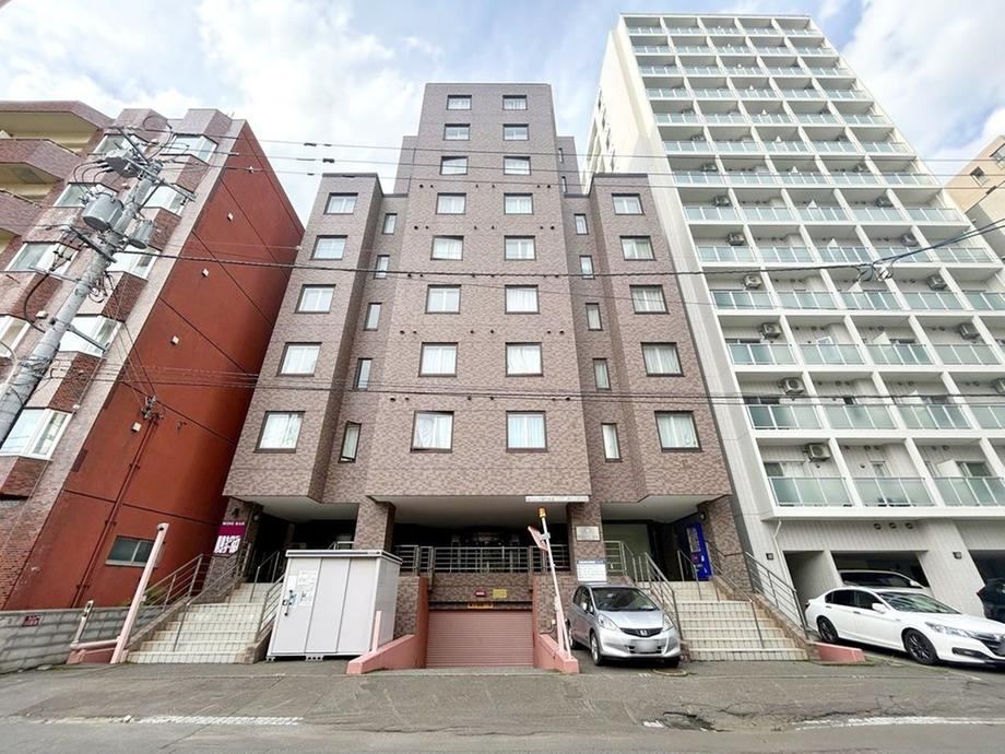 studio apartment in Chuo Ward, Sapporo, Hokkaido - Photo 1
