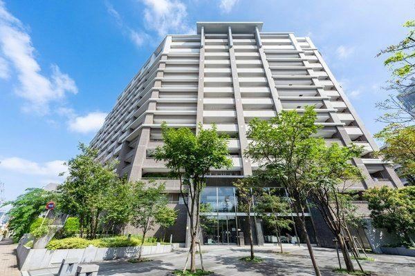 2LDK apartment in Itabashi Ward, Tokyo - Photo 1