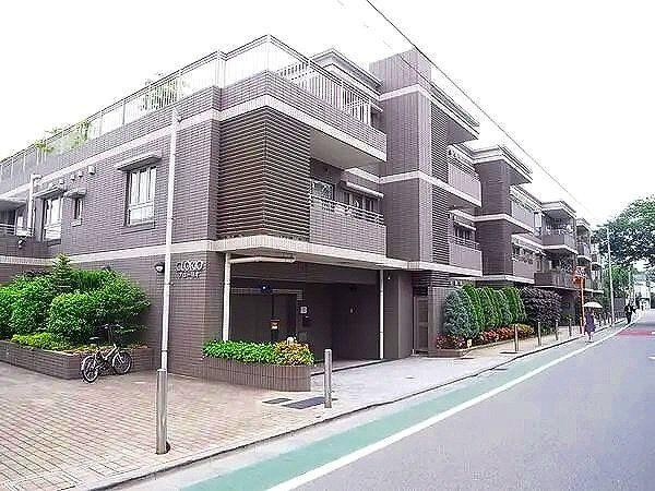 1LDK apartment in Shinagawa Ward, Tokyo - Photo 1