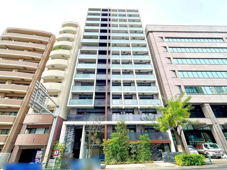 2LDK apartment in Shibuya Ward, Tokyo - Photo 1