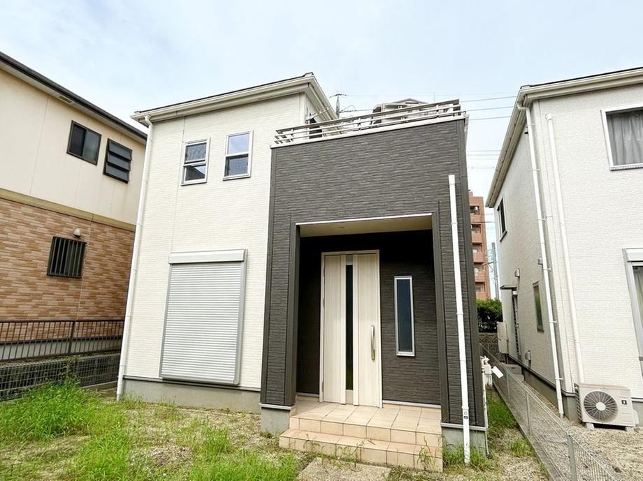 4LDK house in Chita, Aichi - Photo 1