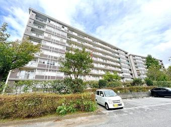 5DK apartment in Shiroi