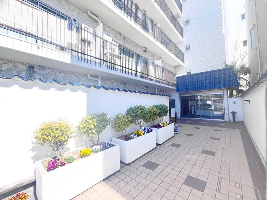 2LDK apartment in Setagaya Ward, Tokyo - Photo 1