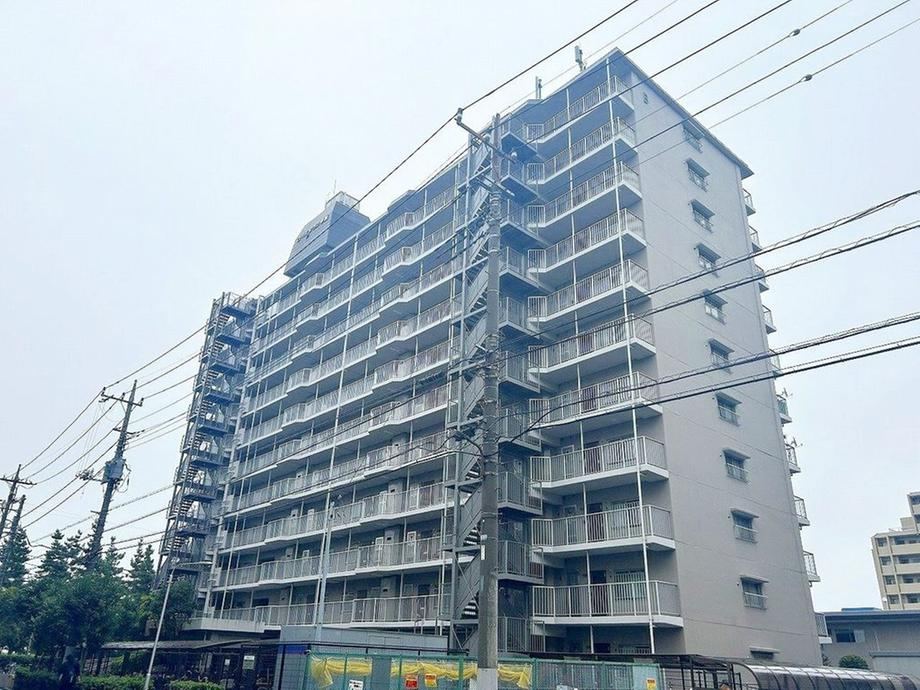2LDK apartment in Soka, Saitama - Photo 1