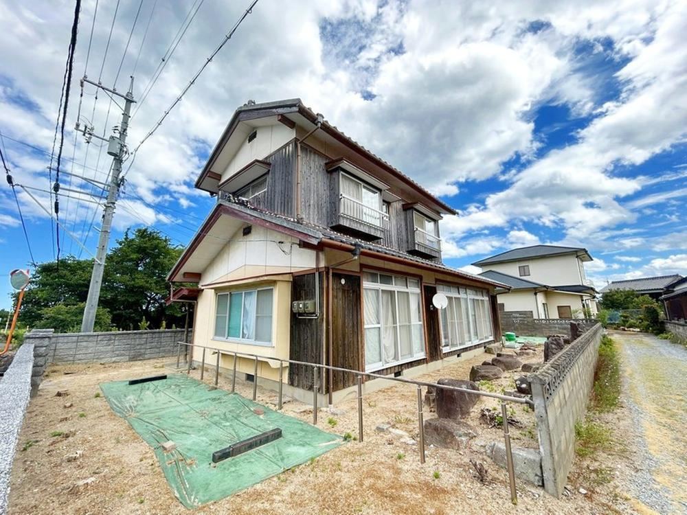 4LDK house in Nagato, Yamaguchi - Photo 1