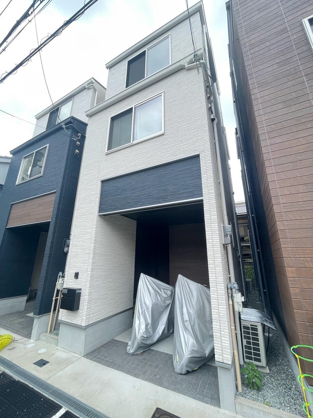 3LDK house in Suminoe Ward, Osaka - Photo 1