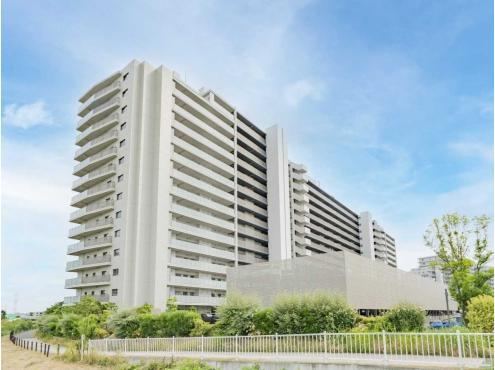 3LDK apartment in Midori Ward, Saitama - Photo 1