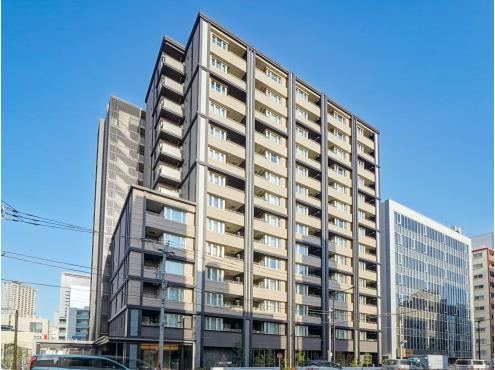 2LDK apartment in Meguro Ward, Tokyo - Photo 1