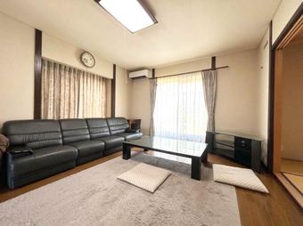 3LDK+S house in Konan Ward