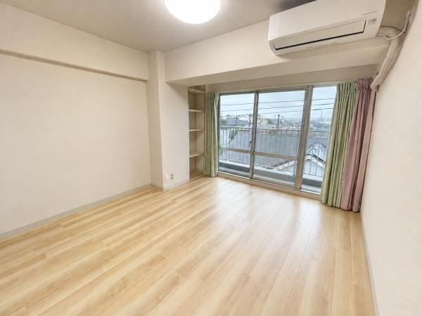 3LDK apartment in Ome, Tokyo - Photo 1