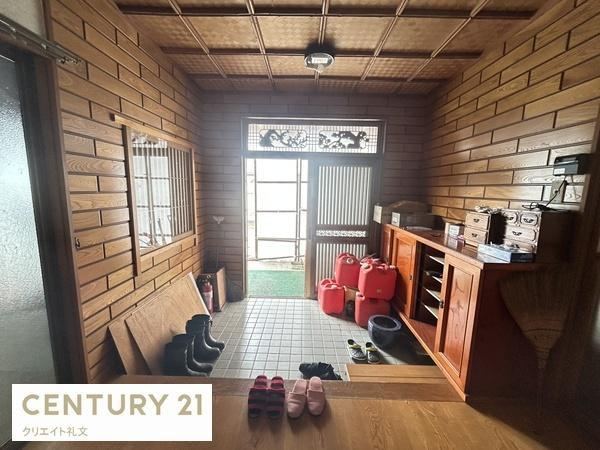 4LK house in Higashine, Yamagata - Photo 1