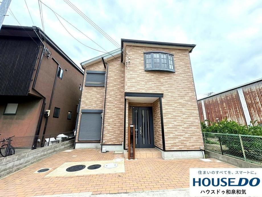 4LDK house in Izumi, Osaka - Photo 1