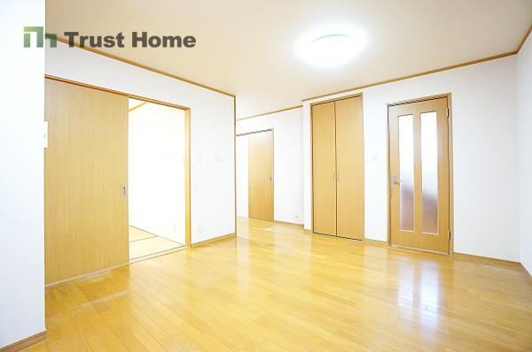 3LDK house in Suma Ward, Kobe, Hyogo - Photo 1