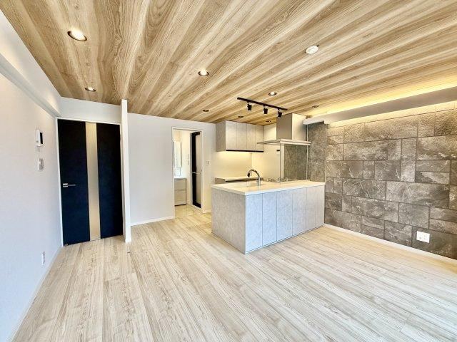 1LDK apartment in Koto Ward, Tokyo - Photo 1