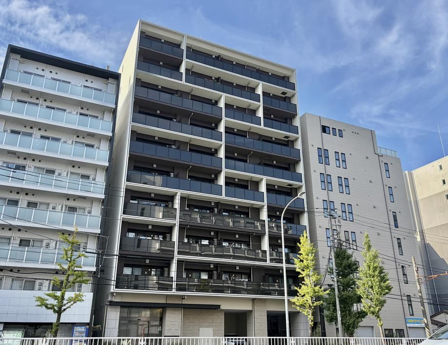1LDK+S apartment in Nishi Ward, Yokohama, Kanagawa - Photo 1