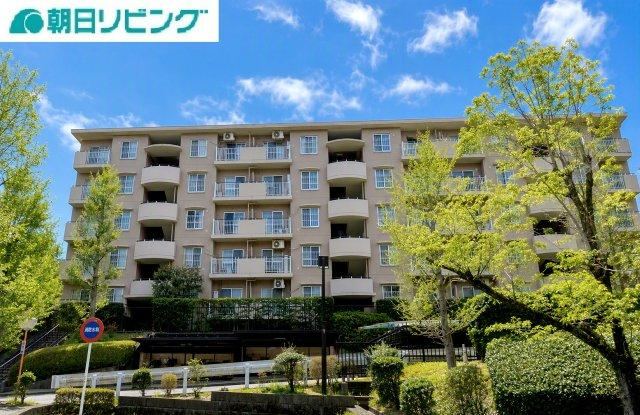 3LDK apartment in Hachioji, Tokyo - Photo 1