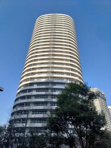2LDK apartment in Nishi Ward, Yokohama, Kanagawa - Photo 1