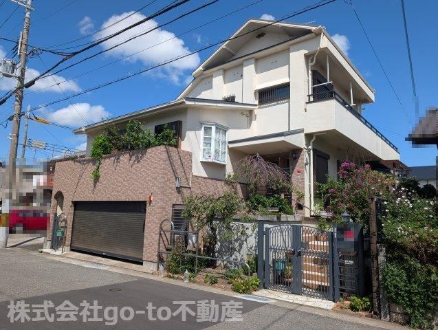 4LDK+S house in Akashi, Hyogo - Photo 1