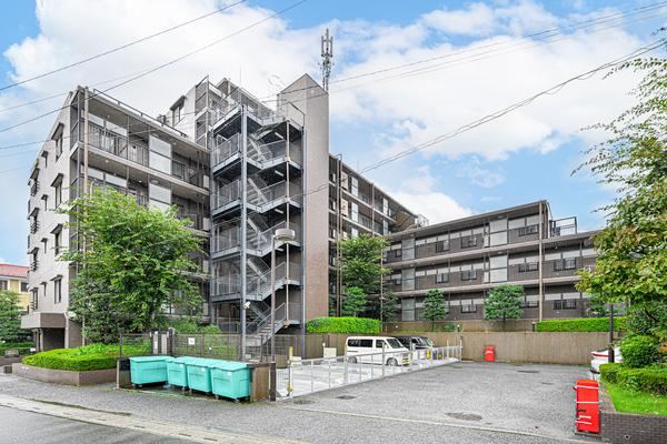 3LDK apartment in Shiki, Saitama - Photo 1