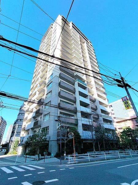 2LDK apartment in Chuo Ward, Fukuoka - Photo 1