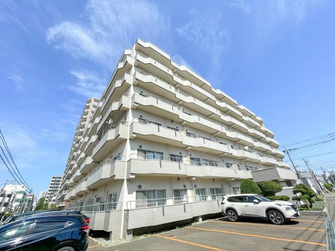 2LDK+S apartment in Toyohira Ward, Sapporo, Hokkaido - Photo 1