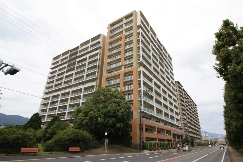 3LDK apartment in Otsu, Shiga - Photo 1