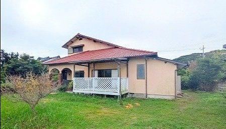 5LDK house in Shimonoseki, Yamaguchi - Photo 1