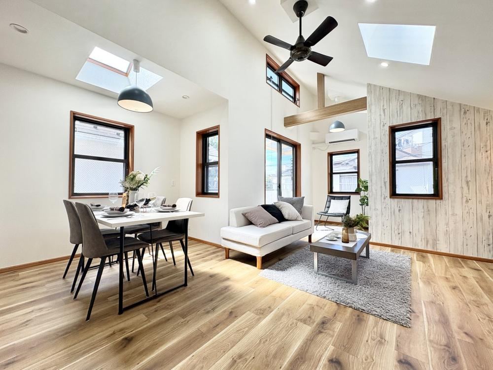 4LDK+S house in Suginami Ward, Tokyo - Photo 1